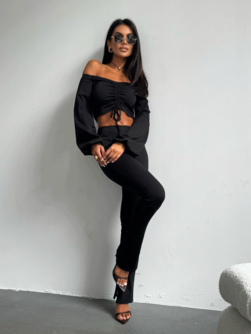 Krótka bluzka na długi rękaw z marszczeniem RHODA - czarna