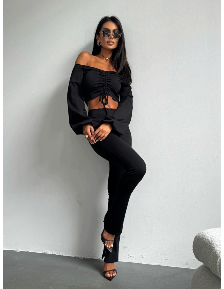 Krótka bluzka na długi rękaw z marszczeniem RHODA - czarna