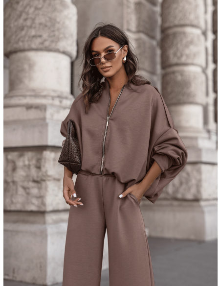 Masełkowy dres z szerokimi spodniami SORGO - mocha mousse