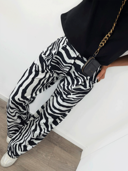 Stylowe spodnie w print MOANI - zebra 2