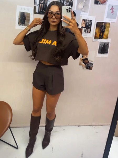 Bawełniana bluzka t-shirt z napisem HALAKI - czekoladowa 2