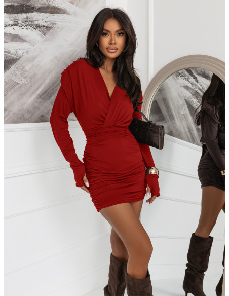 Wiskozowa sukienka z przekładanym dekoltem KEALA - czerwona