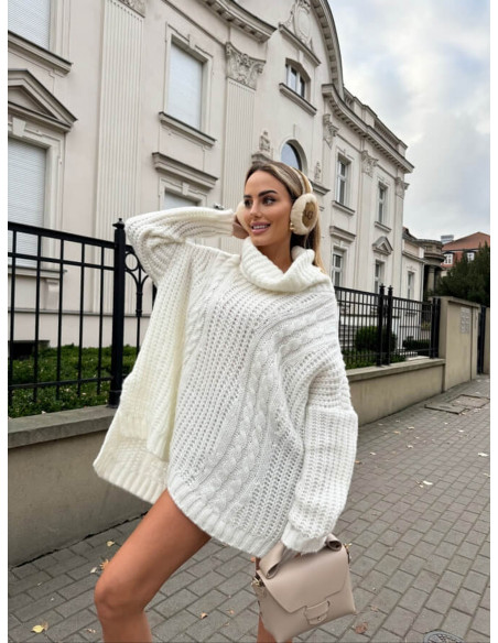 Sweter golf oversize z domieszką wełny DORO - ecru