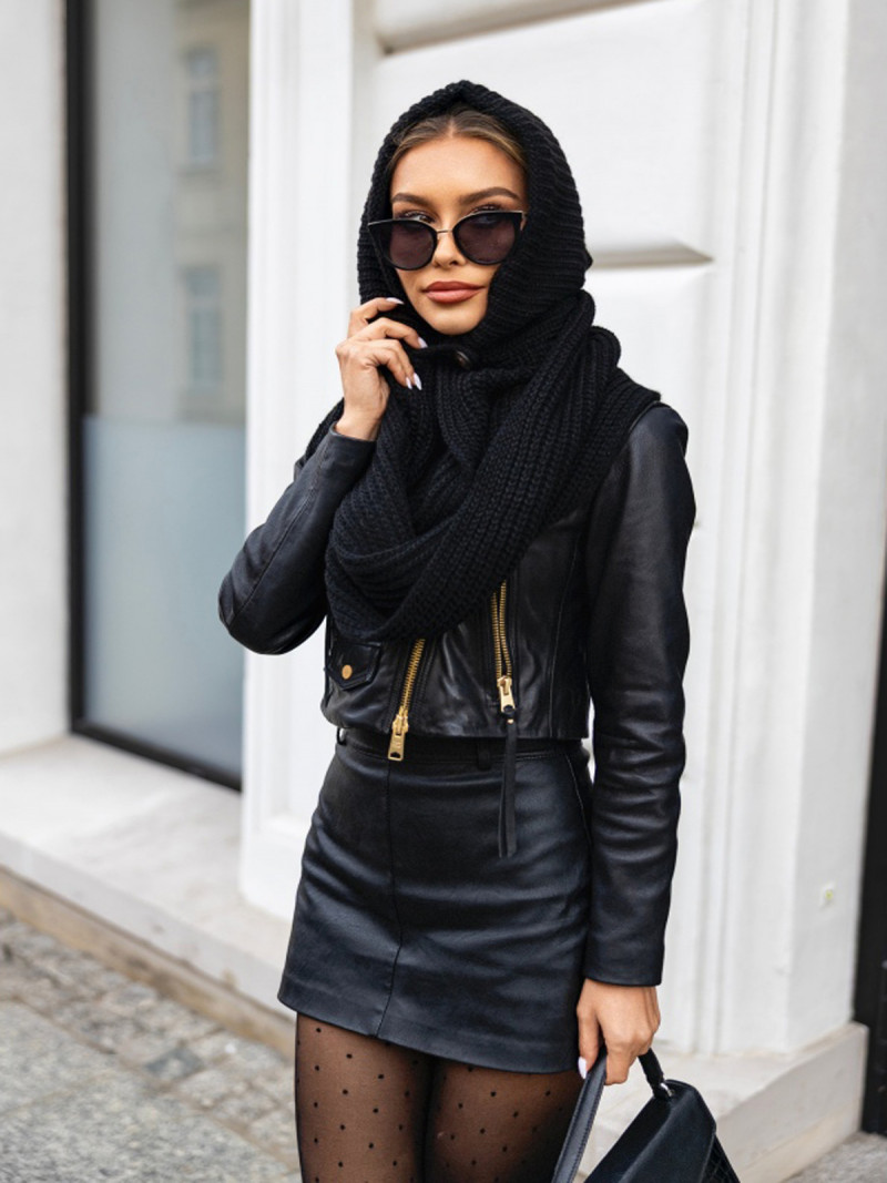 Czapkoszal z domieszką wełny baclava BRETA - czarny