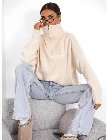 Sweter oversize z zamkiem na dekolcie AYLE - beżowy