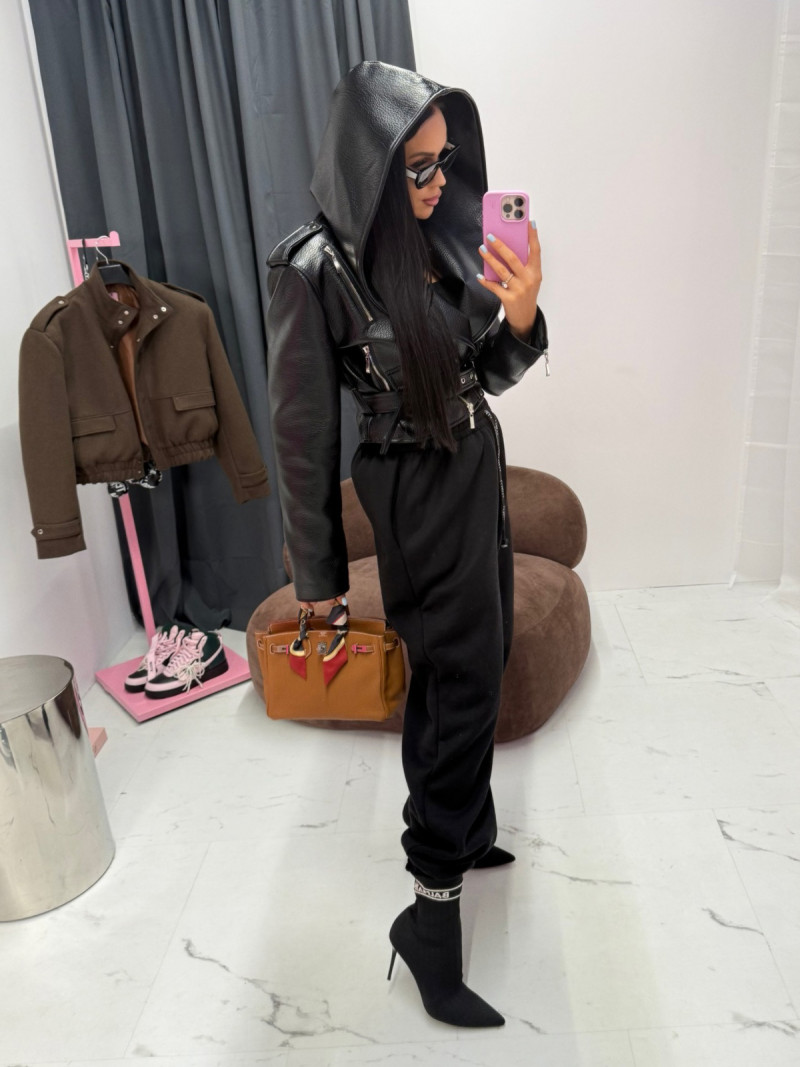 Krótka kurtka ramoneska z eko-skóry TINSA - czarna