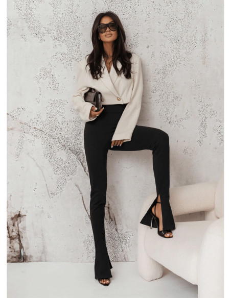 WP dopasowane legginsy z pęknięciem na nogawce - czarne