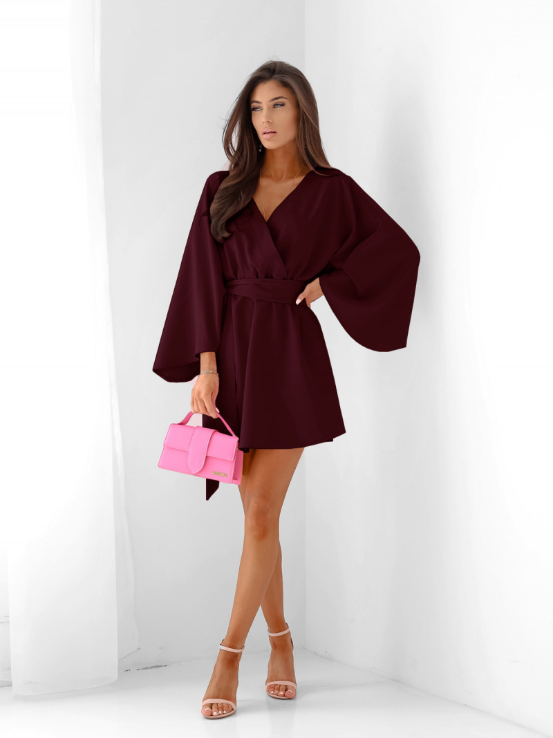 WP sukienka mini z przekładanym dekoltem - bordowa