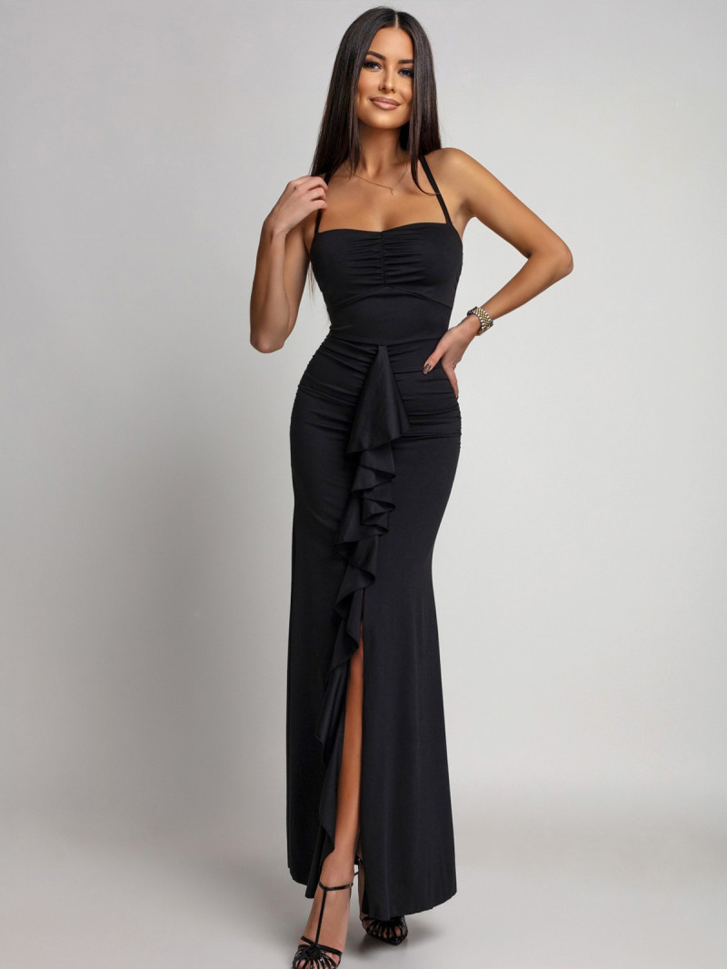 Dopasowana maxi sukienka na ramiączkach KORTA - czarna