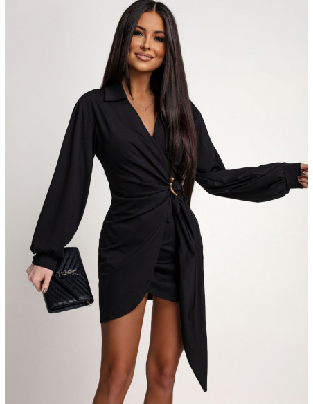Elegancka sukienka mini z klamrą MASHA - czarna