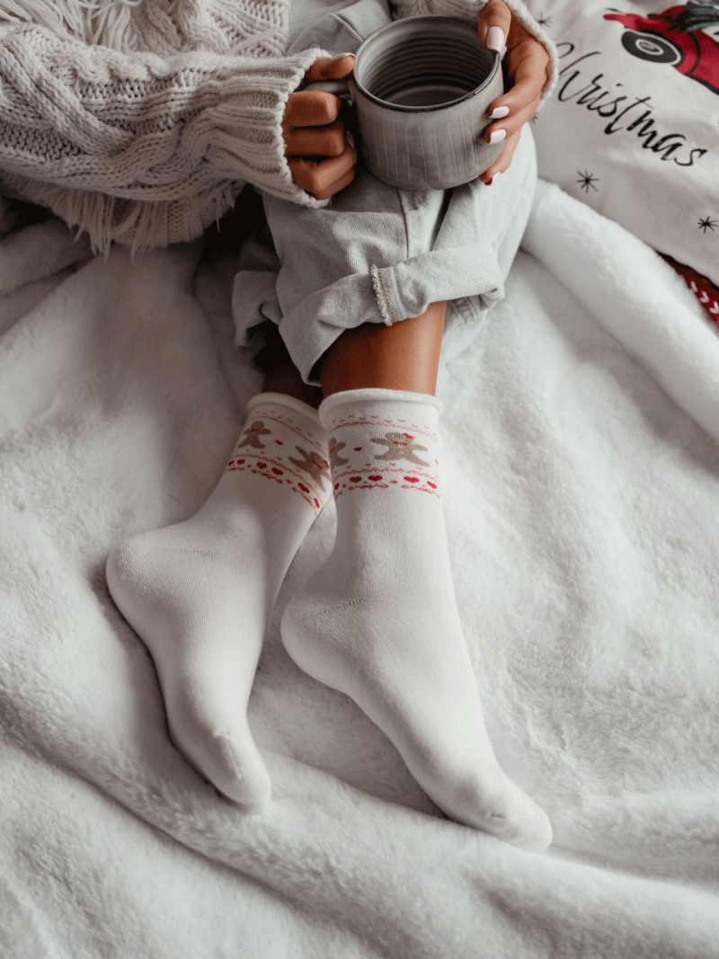 Skarpetki damskie bezuciskowe frotte ciastka - ecru