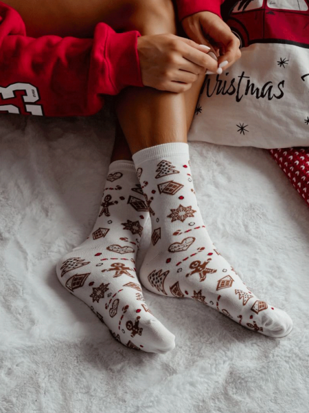 Skarpetki damskie świąteczne w PIERNIKI - wzór 1