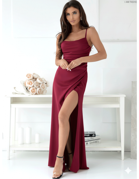 Elegancka sukienka maxi na ramiączkach KLARA - bordowa