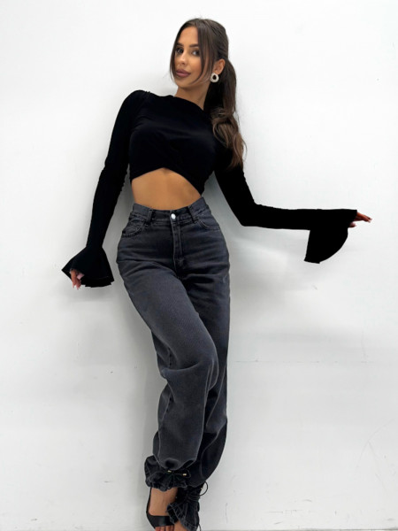 Wiskozowa krótka bluzka z rękawem dzwonek TOLAN - czarna