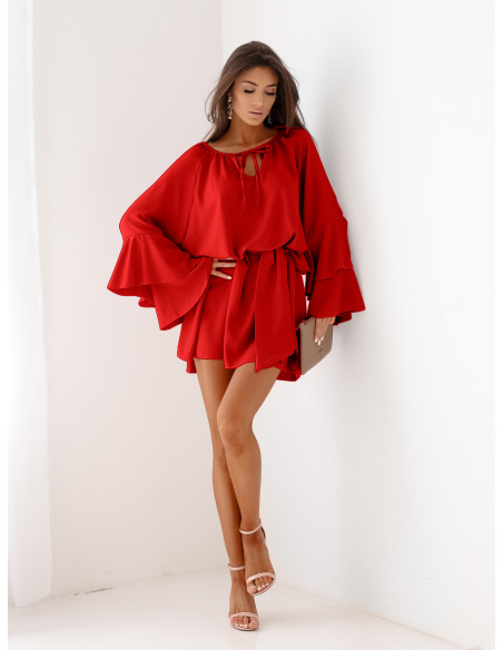 Sukienka oversize z falbanami na rękawach ZUMA - czerwona
