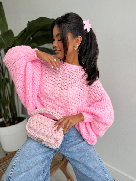 Sweter oversize z marszczonym tyłem KADAR - pudrowy róż 2