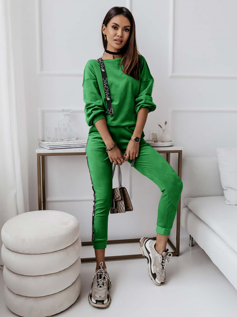 WP Welurowy dres z lampasem -...