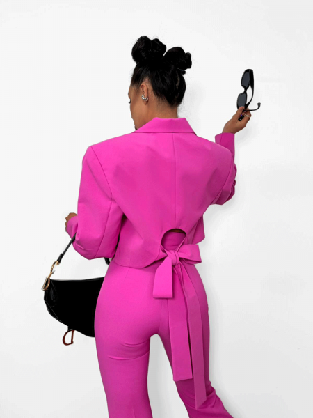 Krótka marynarka z ozdobnym tyłem VELINA - różowa 2