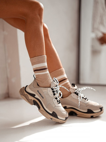 Skarpetki damskie bezuciskowe prążek w paski - beżowe