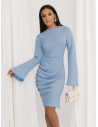 Dzianinowa sukienka  z szerokimi rękawami ELLETRA - błękitna