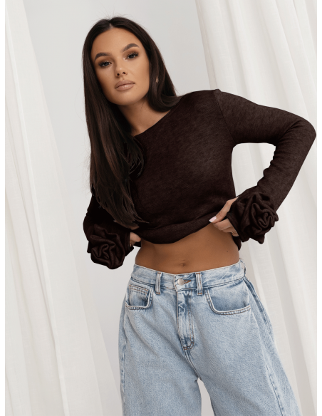 Dzianinowa bluzka z różą na rękawie DELFINA - czekoladowa