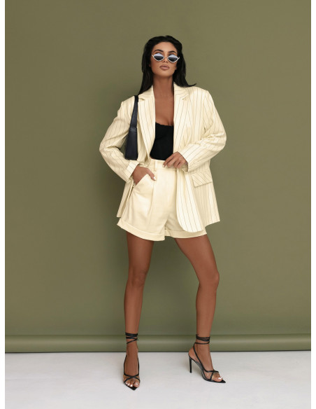 Elegancka marynarka oversize w paski CASJA - waniliowa