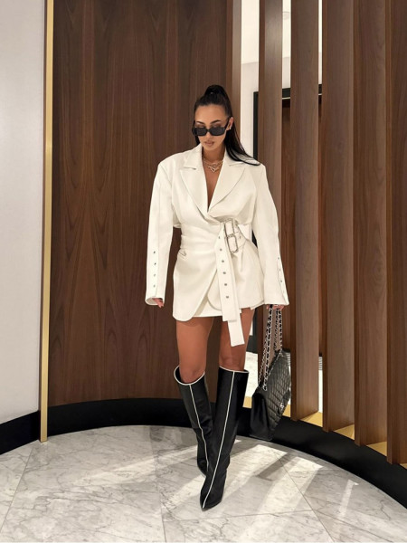 Elegancka marynarka oversize z paskami LUANA - biała