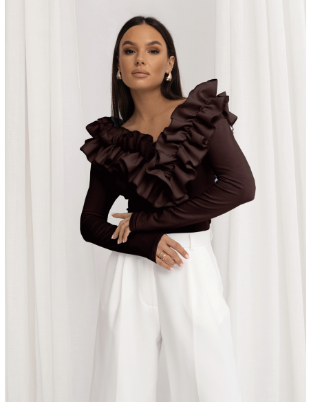 Wiskozowa bluzka z falbanami ORNELLA - czekoladowa