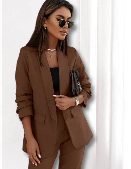 Modny garnitur marynarka i spodnie CETUS - czekoladowy