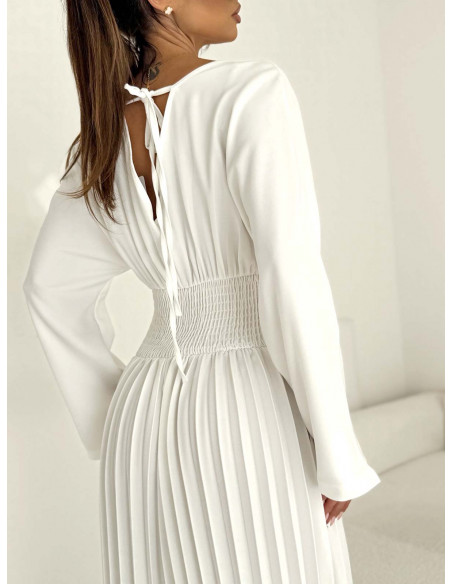 Elegancki kombinezon z plisowanymi nogawkami ADRA - biały