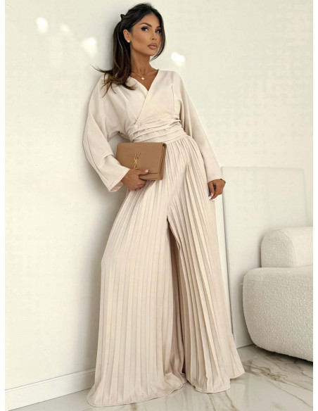 Elegancki kombinezon z plisowanymi nogawkami ADRA - beżowy