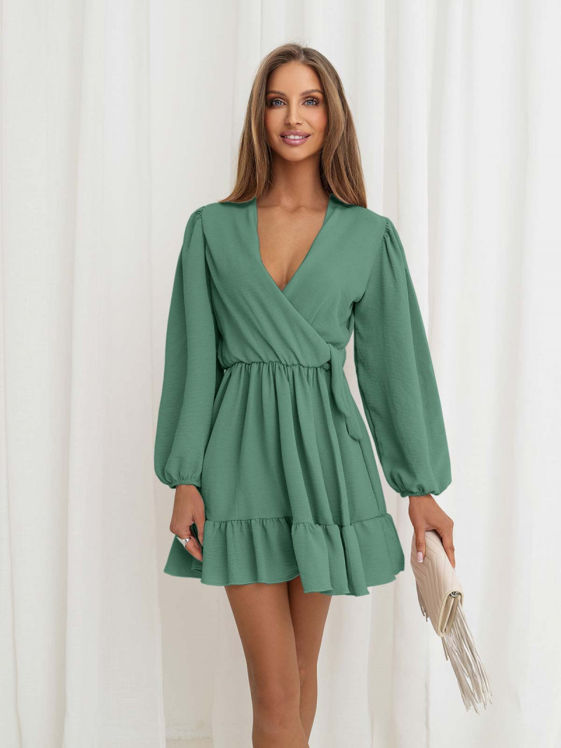 Rozkloszowana sukienka z falbanką -...