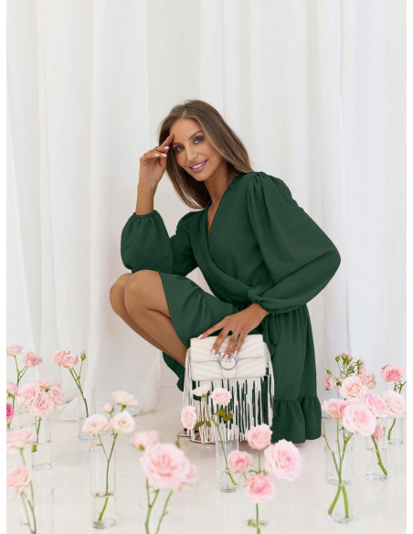 Rozkloszowana sukienka z falbanką - KALIFORNIA - butelkowa zieleń