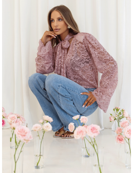 Koronkowa bluzka z ozdobnym wiązaniem MISTY - brudny róż