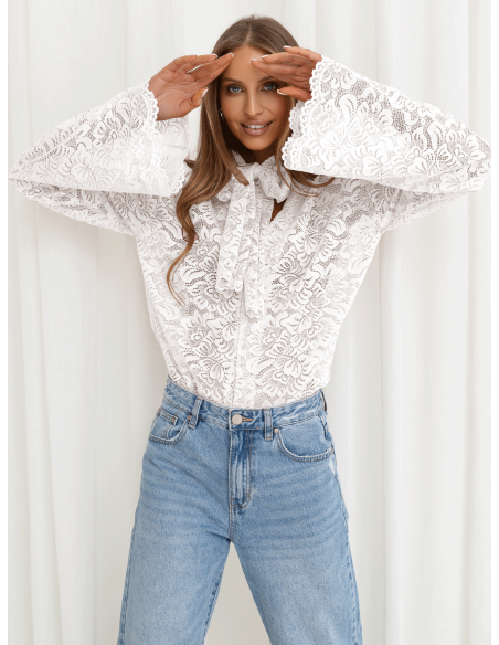 Koronkowa bluzka z ozdobnym wiązaniem MISTY - biała