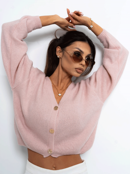 Krótki sweter kardigan zapinany na guziki ELURE - pudrowy róż