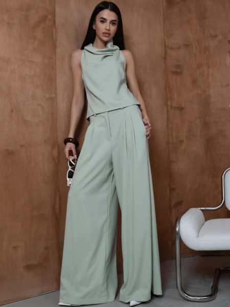 Elegancki komplet z szerokimi spodniami SUZANE - pistacjowy 2