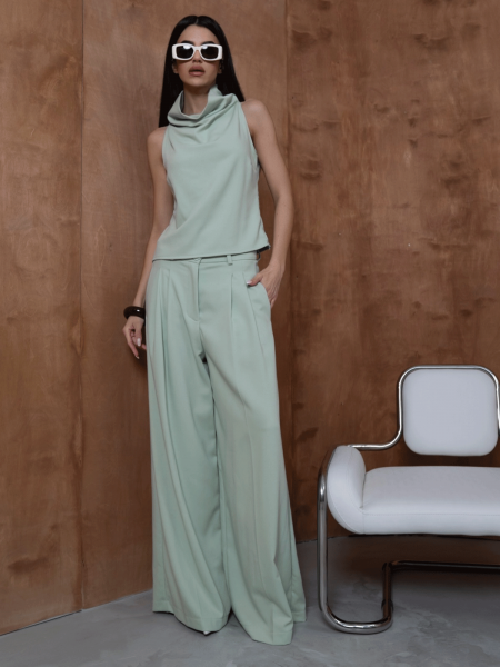 Elegancki komplet z szerokimi spodniami SUZANE - pistacjowy