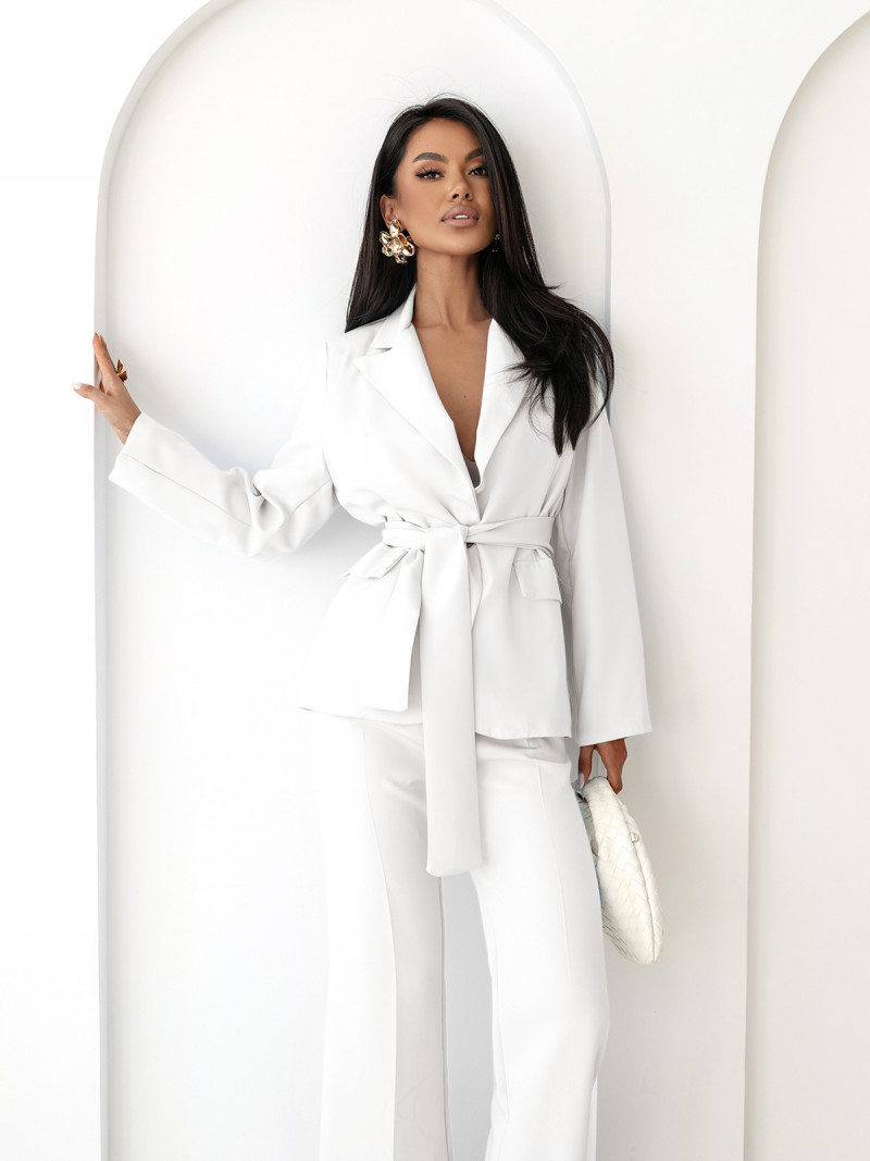 Garnitur marynarka i proste spodnie SENAY - biały