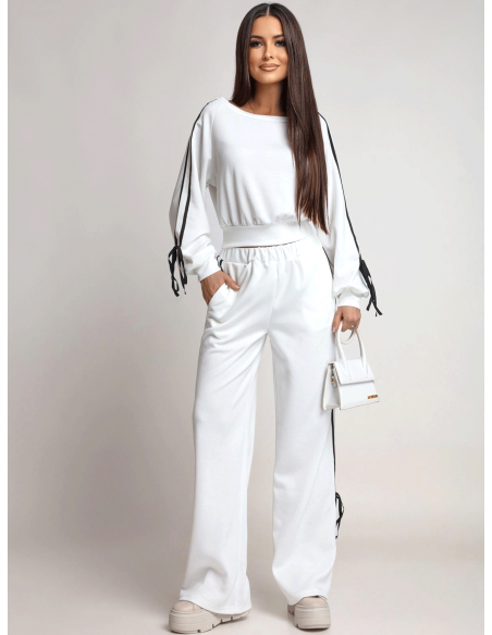 Komplet dresowy z szerokimi spodniami SHYLA - biały