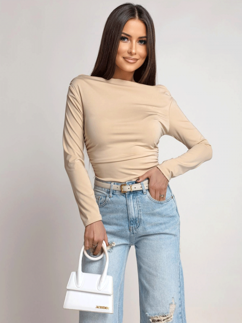 Dopasowana bluzka z asymetrycznym dołem ILIANA -  beżowa