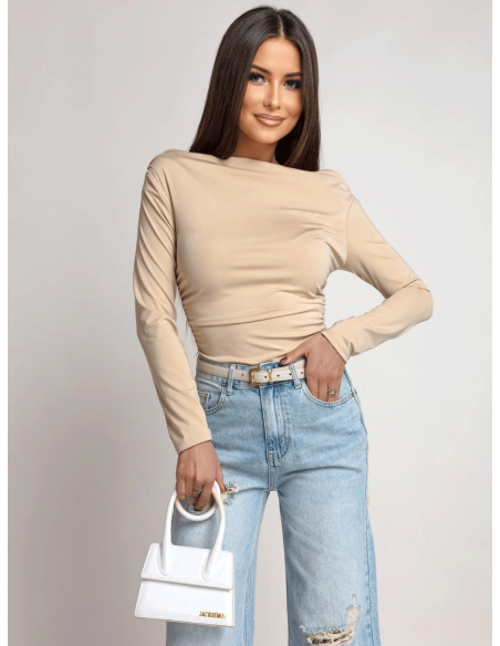 Dopasowana bluzka z asymetrycznym dołem ILIANA -  beżowa
