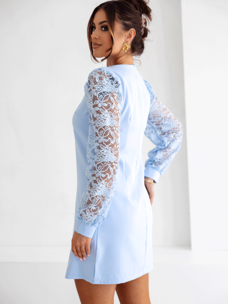 Sukienka mini z koronkowymi rękawami RHONDA - błękitna 2