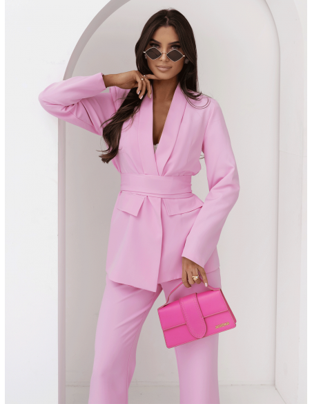 Garnitur marynarka i proste spodnie NIRALI - pudrowy róż