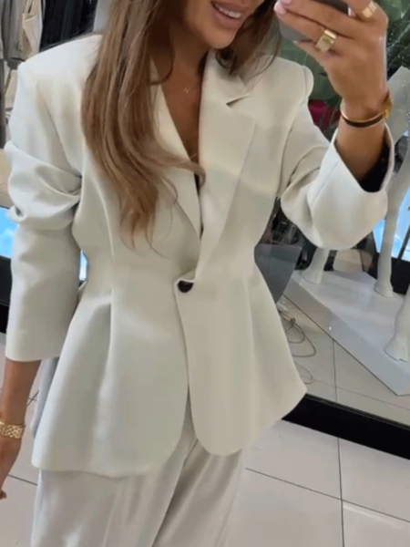 Taliowana marynarka z zakładkami SALINA - cloud dancer