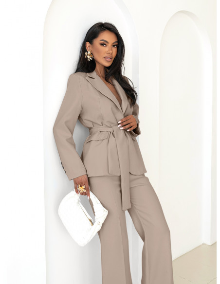 Garnitur marynarka i proste spodnie SENAY - mocha mousse