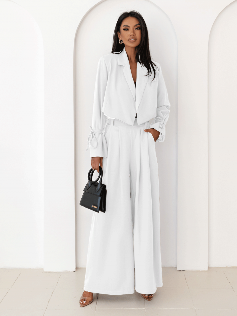 Stylowy garnitur z szerokimi spodniami AIDAN - biały