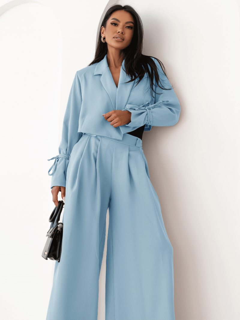 Stylowy garnitur z szerokimi...