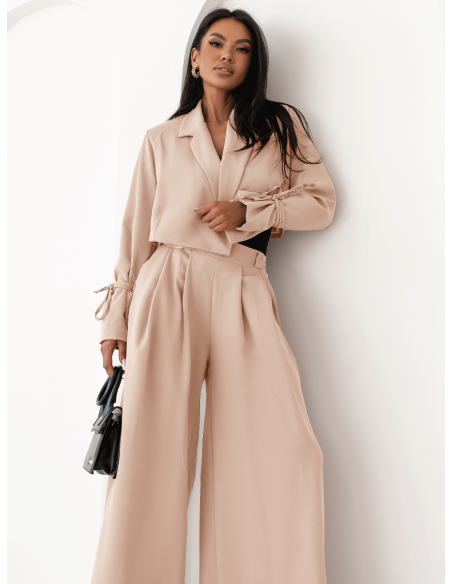 Stylowy garnitur z szerokimi spodniami AIDAN - beżowy
