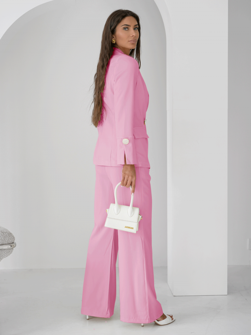 Komplet marynarka i szerokie spodnie...